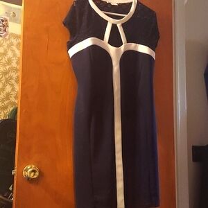 NWT Paris lace dress